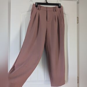 Cropoed trousers